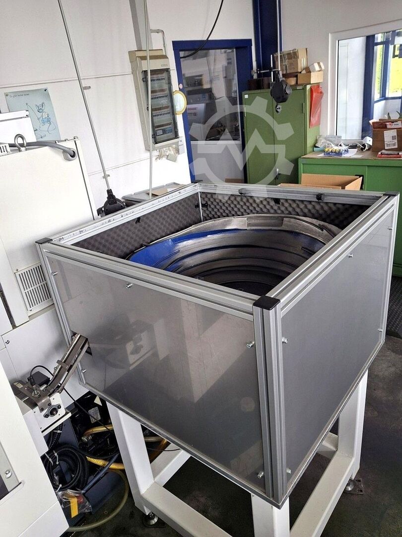 DMG MORI DMU 80 eVo 5-Axis Machining Center with Low Hours thumbnail 6